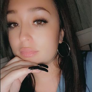 Meet your Posher, Corey